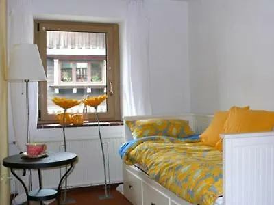 아파트 Ferienwohnung Brigitte Kuger 가르미슈파르텐키르헨